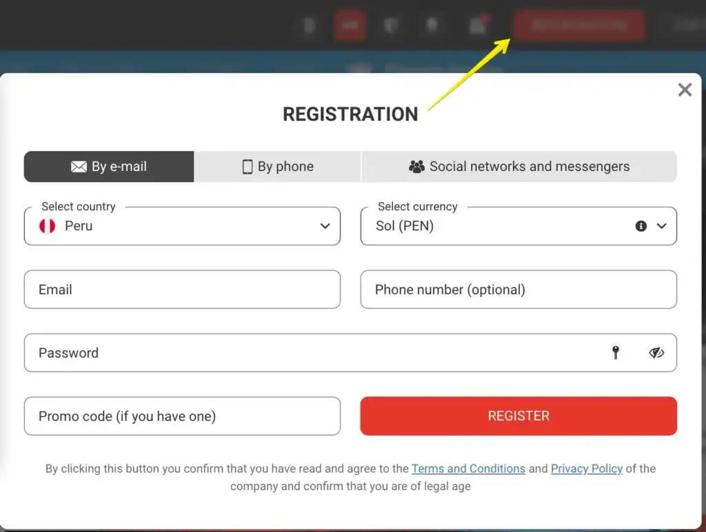 Formulario de registro en Megapari Perú mostrando opciones por correo, teléfono y redes sociales
